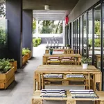 Ibis Lisboa Hotel 2*