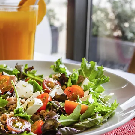 Ibis Lisboa Hotel 2*