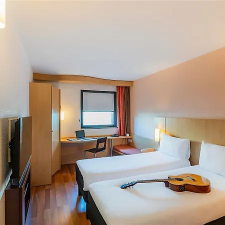 Ibis Lisboa فندق