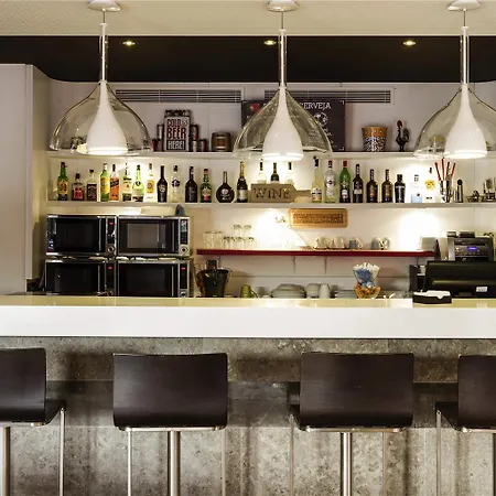 מלון Ibis Lisboa 2*