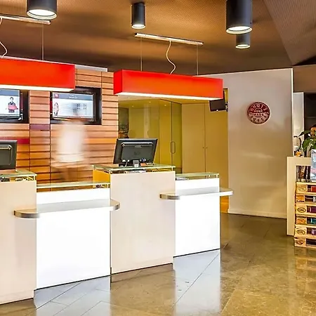 ホテル Ibis Lisboa