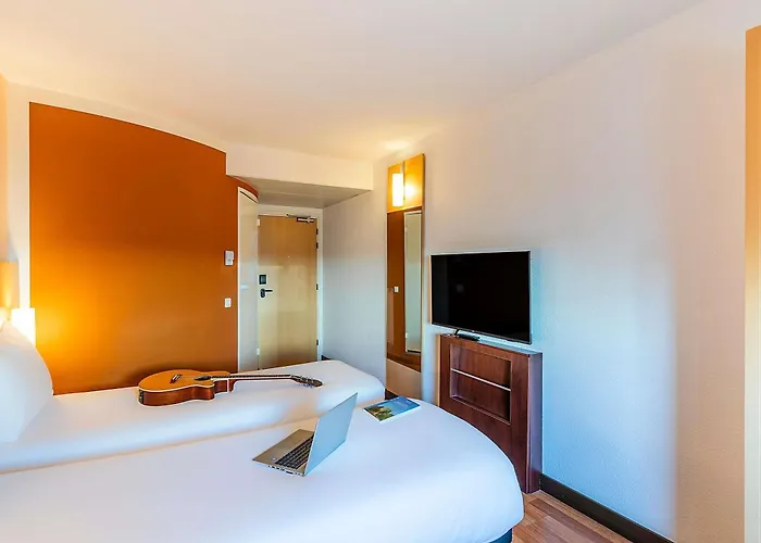 Ibis Lisboa 2*