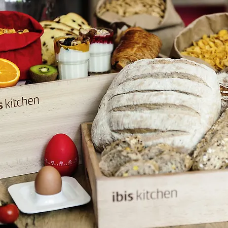 Ibis Lisboa 2* Синтра